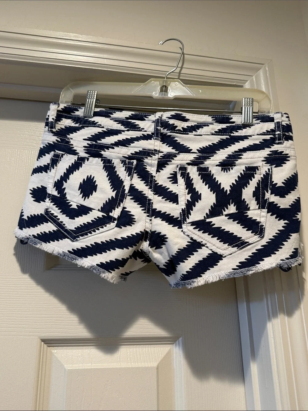 Vanilla Star Navy & White Zigzag Crochet Trim Jean Daisy Dukes Hot Wild Short 7